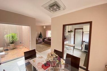 Casa &agrave; venda - 138m&sup2; - Centro
