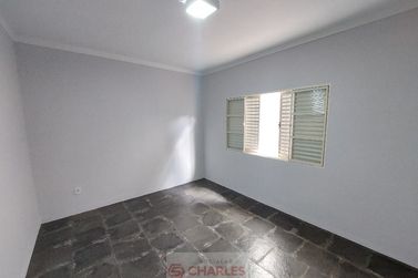 Casa para alugar - 173m&sup2; - Centro