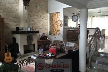 Casa &agrave; venda - 10m&sup2; - Centro