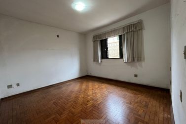 Casa &agrave; venda - 253m&sup2; - Centro