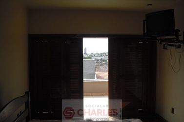 Casa &agrave; venda - 475m&sup2; - Centro