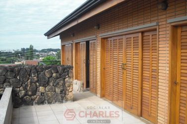 Casa &agrave; venda - 475m&sup2; - Centro
