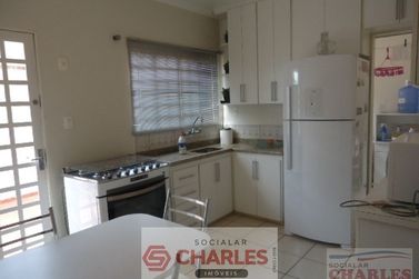 Casa &agrave; venda - 208m&sup2; - Centro