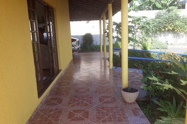 S&iacute;tio &agrave; venda - 700m&sup2; - Centro