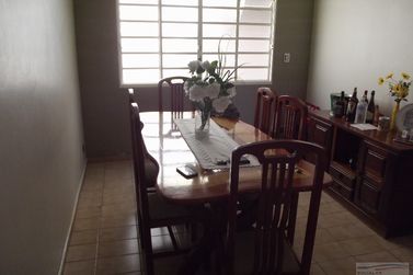 Casa &agrave; venda - 169m&sup2; - Centro