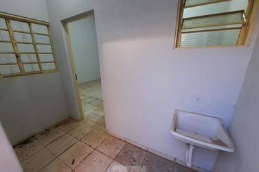 Sala Comercial para alugar - 77m&sup2; - Centro