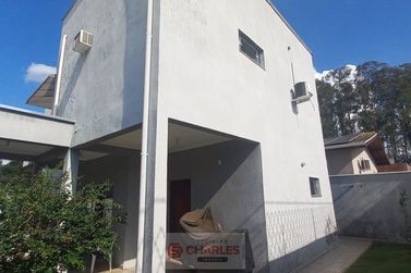 Casa &agrave; venda - 173m&sup2; - Centro
