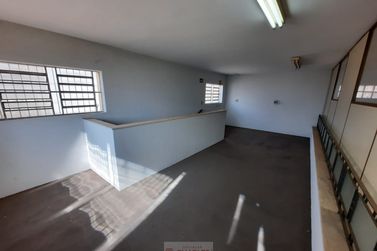 Sala Comercial para alugar - 228m&sup2; - Centro