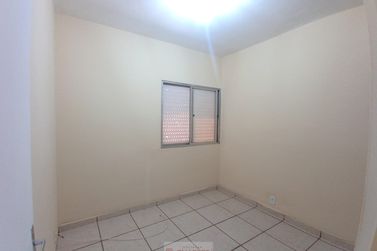 Apartamento para alugar - 46m&sup2; - Centro