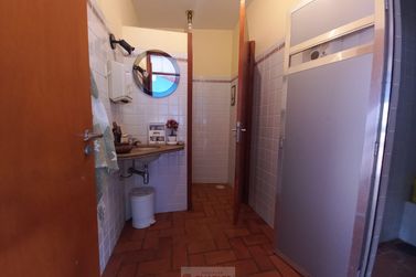 Casa &agrave; venda - 10m&sup2; - Centro