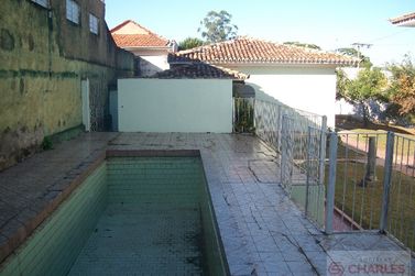 Casa para alugar - 357m&sup2; - Centro