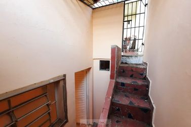 Sal&atilde;o Comercial para alugar - 115m&sup2; - Centro