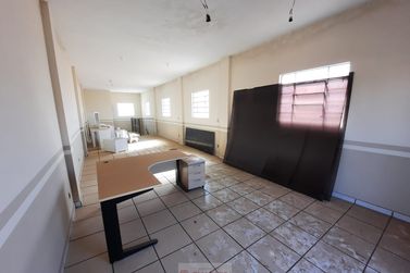 Sala Comercial para alugar - 350m&sup2; - Centro