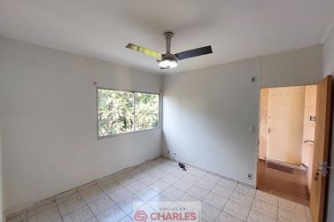 Apartamento &agrave; venda - 46m&sup2; - Centro