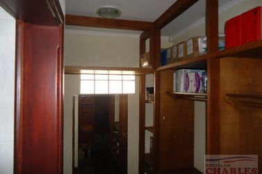 Casa &agrave; venda - 283m&sup2; - Centro