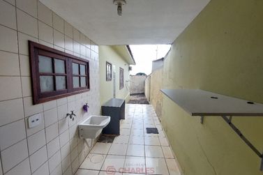 Casa para alugar - 93m&sup2; - Centro
