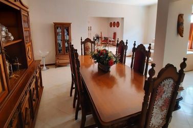 Casa &agrave; venda - 400m&sup2; - Centro
