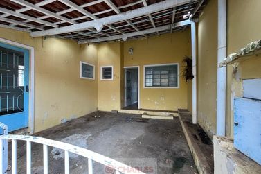 Casa &agrave; venda - 110m&sup2; - Centro