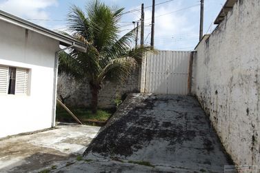 Casa &agrave; venda - 360m&sup2; - Centro