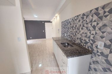 Apartamento &agrave; venda - 48m&sup2; - Centro
