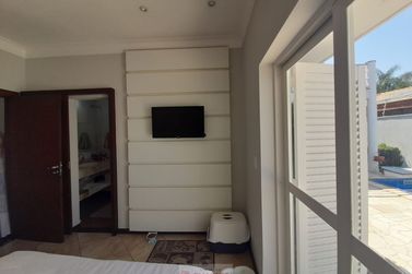 Casa &agrave; venda - 326m&sup2; - Centro