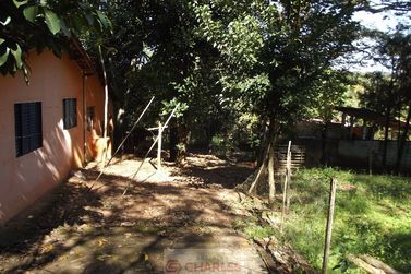 S&iacute;tio &agrave; venda - 110m&sup2; - Centro