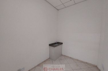 Sala Comercial para alugar - 200m&sup2; - Centro