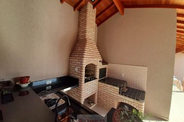 Casa &agrave; venda - 188m&sup2; - Centro