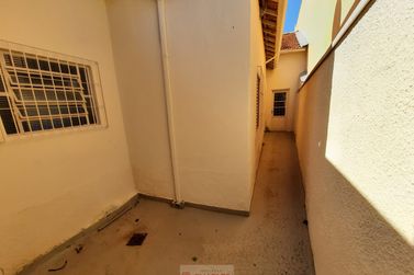 Casa para alugar - 163m&sup2; - Centro