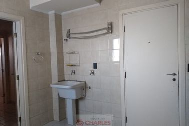 Apartamento &agrave; venda - 180m&sup2; - Centro