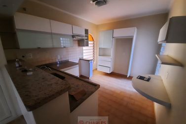 Casa &agrave; venda - 128m&sup2; - Centro