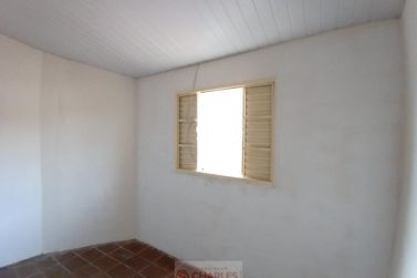 Casa para alugar - 60m&sup2; - Centro