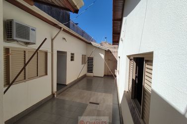 Casa &agrave; venda - 203m&sup2; - Centro