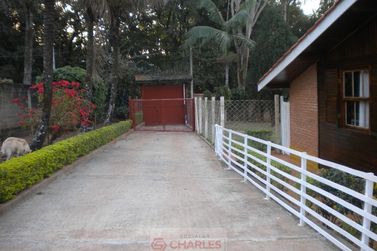 S&iacute;tio &agrave; venda - 300m&sup2; - Centro