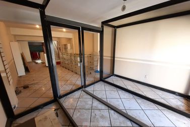 Sala Comercial para alugar - 350m&sup2; - Centro