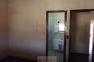 Casa &agrave; venda - 348m&sup2; - Centro