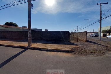 Terreno para alugar - 10m&sup2; - Centro