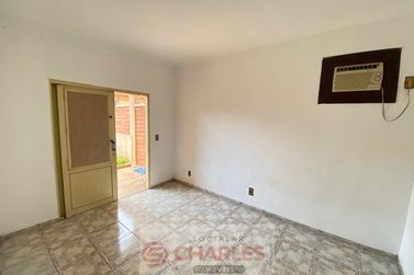 Casa &agrave; venda - 281m&sup2; - Centro