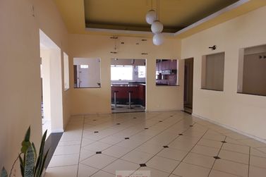 Sala Comercial &agrave; venda - 362m&sup2; - Centro