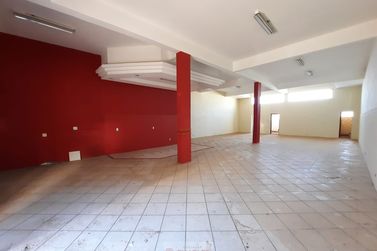 Sala Comercial para alugar - 200m&sup2; - Centro