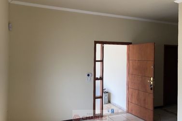 Casa &agrave; venda - 150m&sup2; - Centro