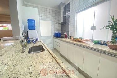 Casa &agrave; venda - 117m&sup2; - Centro