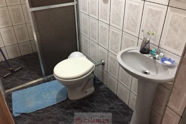Casa &agrave; venda - 100m&sup2; - Centro