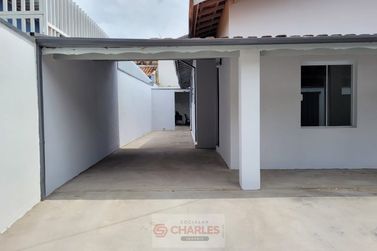 Casa &agrave; venda - 182m&sup2; - Centro