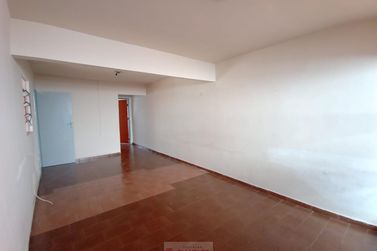 Casa para alugar - 100m&sup2; - Centro