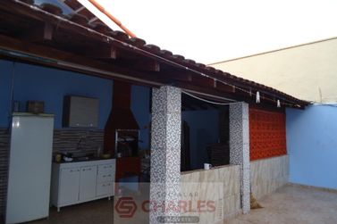 Casa &agrave; venda - 10m&sup2; - Centro