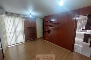 Apartamento &agrave; venda - 48m&sup2; - Centro