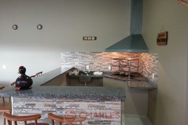 Casa &agrave; venda - 130m&sup2; - Centro