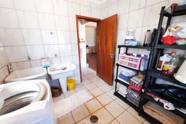 Casa para alugar - 10m&sup2; - Centro