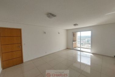 Apartamento para alugar - 114m&sup2; - Centro